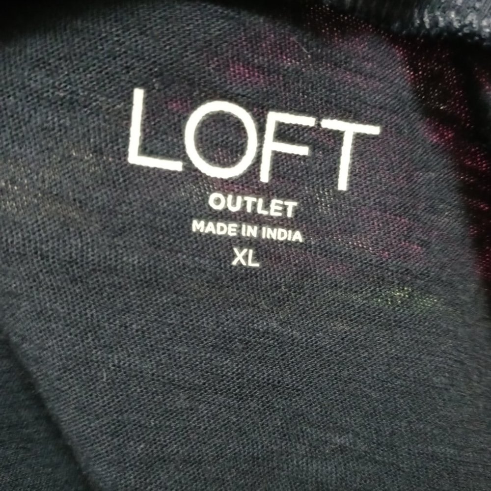 NWT Loft Floral Gold Cone Navy Tee 100% Cotton - Picture 7 of 8